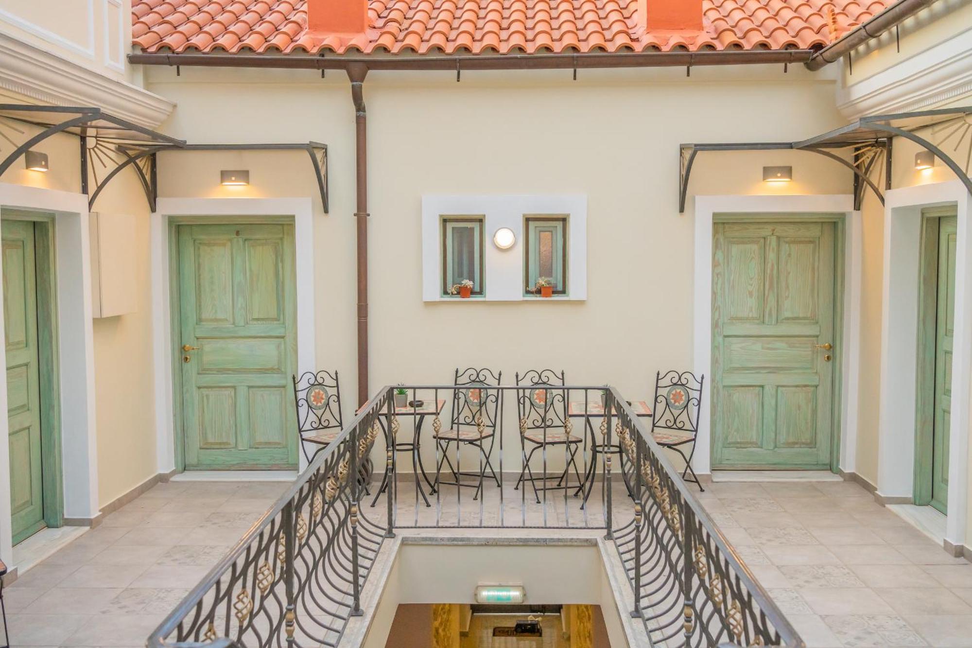 The Stone Manor , Noho Boutique Thissio Атина Екстериор снимка